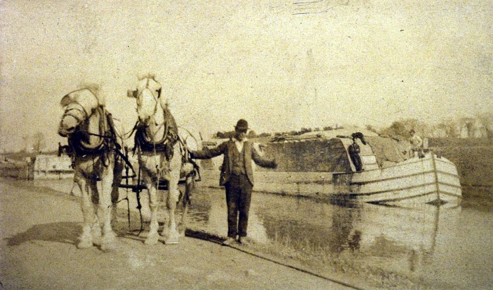 The Glens Falls Feeder Canal Alliance is delighted to announce a special event, "Step Back in Time: Canal Life - Fun, Facts & Folklore," featuring an illustrated talk by Pattie Simone, the Executive Director.